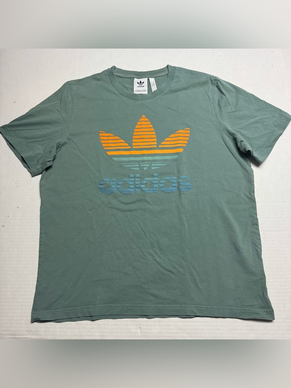 Adidas Originals Ombré Trefoil Logo Short Sleeve T-Shirt In Green Size: S